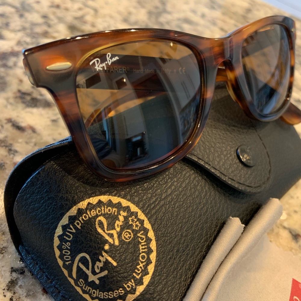 Ray-Ban Premium Tortoise Sunglasses Unisex